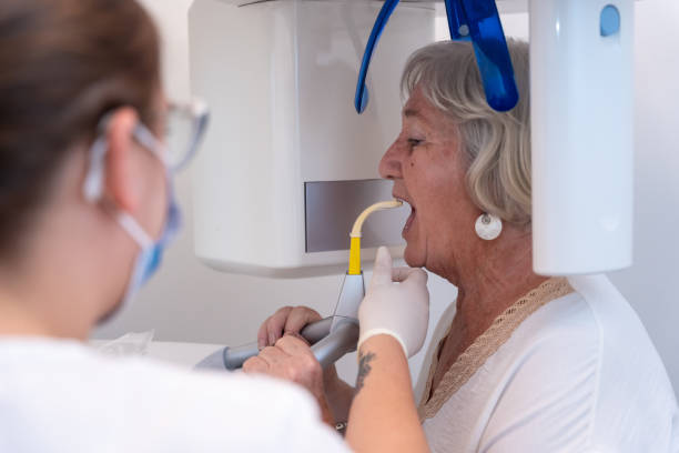 Best Dentist for Dental Trauma  in Devine, TX